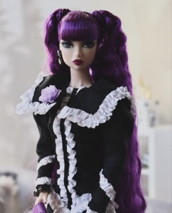 Fashion Royalty Misaki Nippon Frills n Kills 哥特式 FR娃娃
