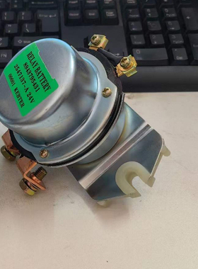 挖掘机电瓶总开关8943795431，电线继电器