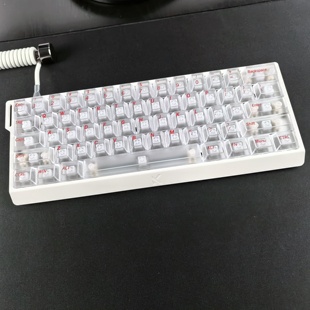 白雾透键帽红字正刻适配wooting迈从G87夜魔小蜜蜂made68美加狮60