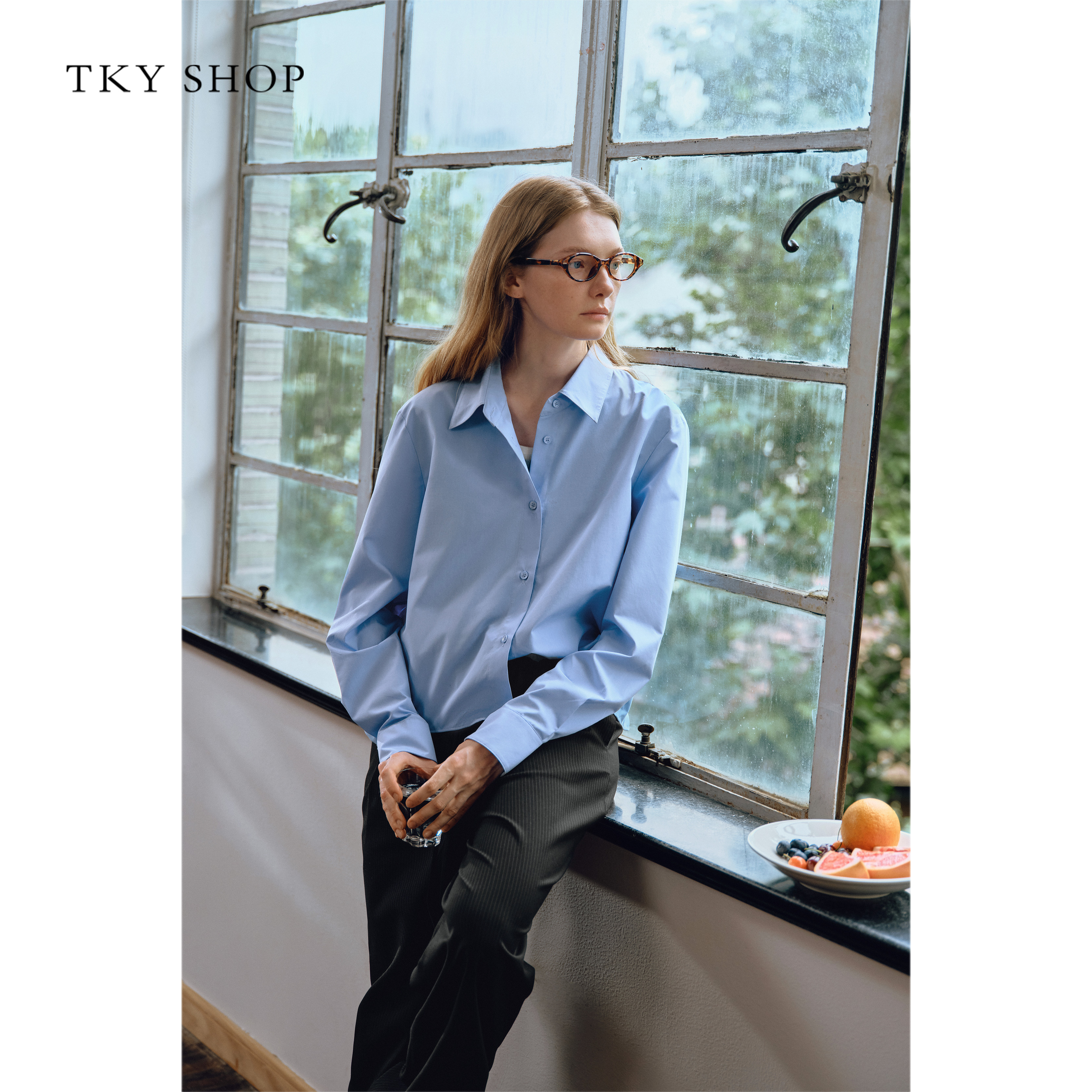 TKYSHOP蓝色短款长袖衬衫