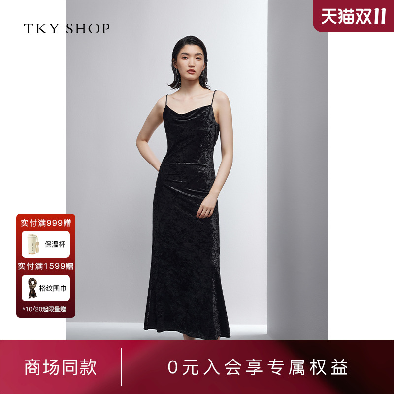 TKYSHOP荡领收腰丝绒吊带连衣裙