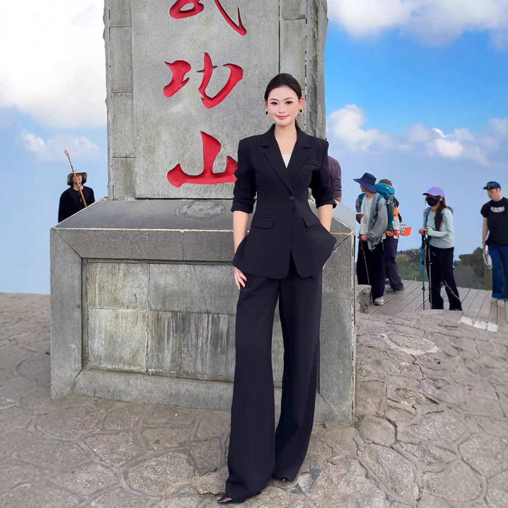 今年流行特惠3003大码女装西装女职业套装胖mm西服外套显瘦正装,女装/女士精品,西装,淘宝优惠券,粉丝福利购,淘宝优惠卷