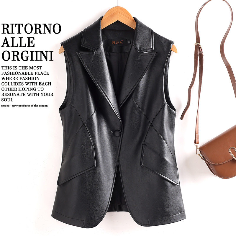 今年流行特惠时尚叠穿无袖背心 设计感西装领皮马甲女5秋新百搭