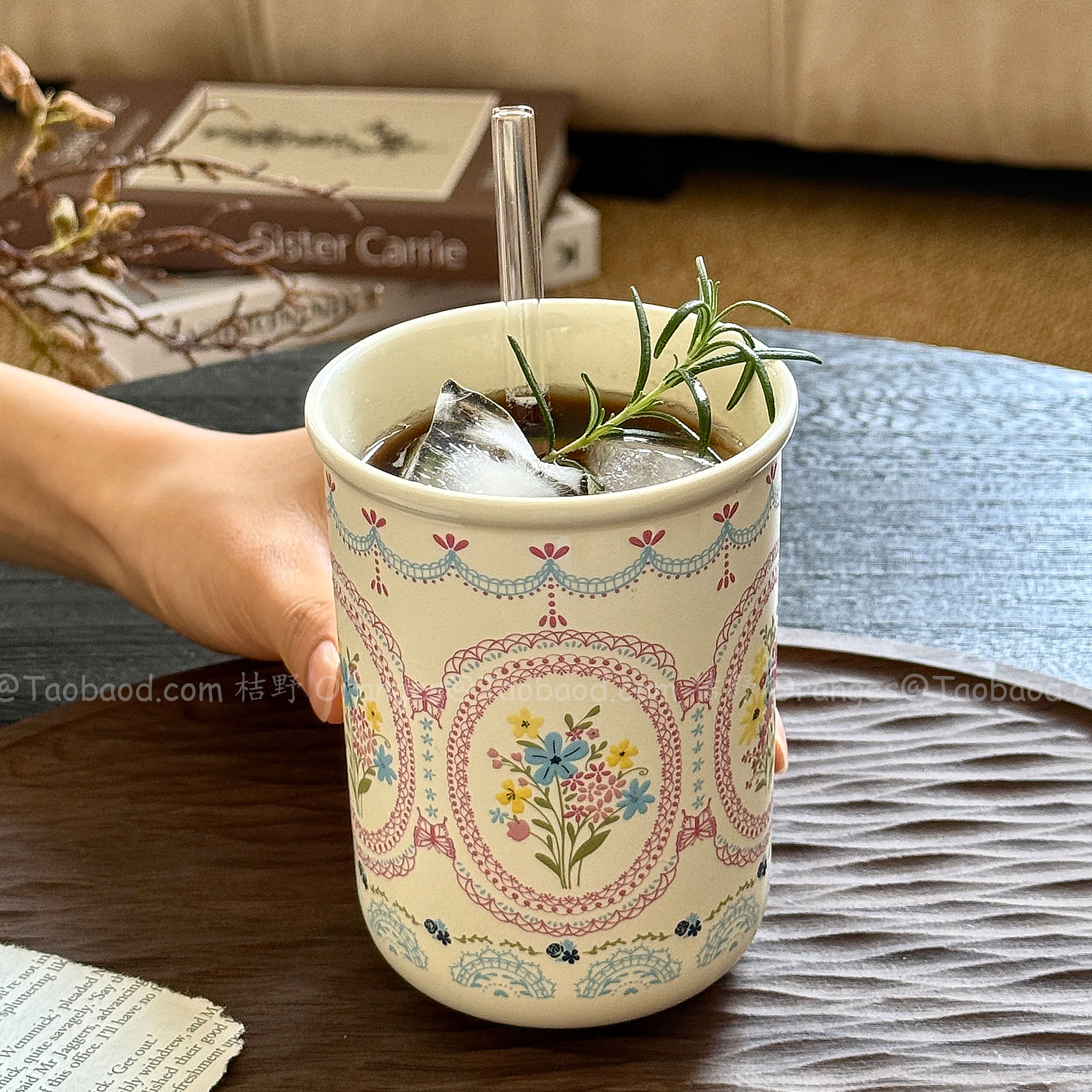 Oranges复古手绘浮雕紫兰花簇陶瓷手握杯大容量水杯咖啡杯子礼物