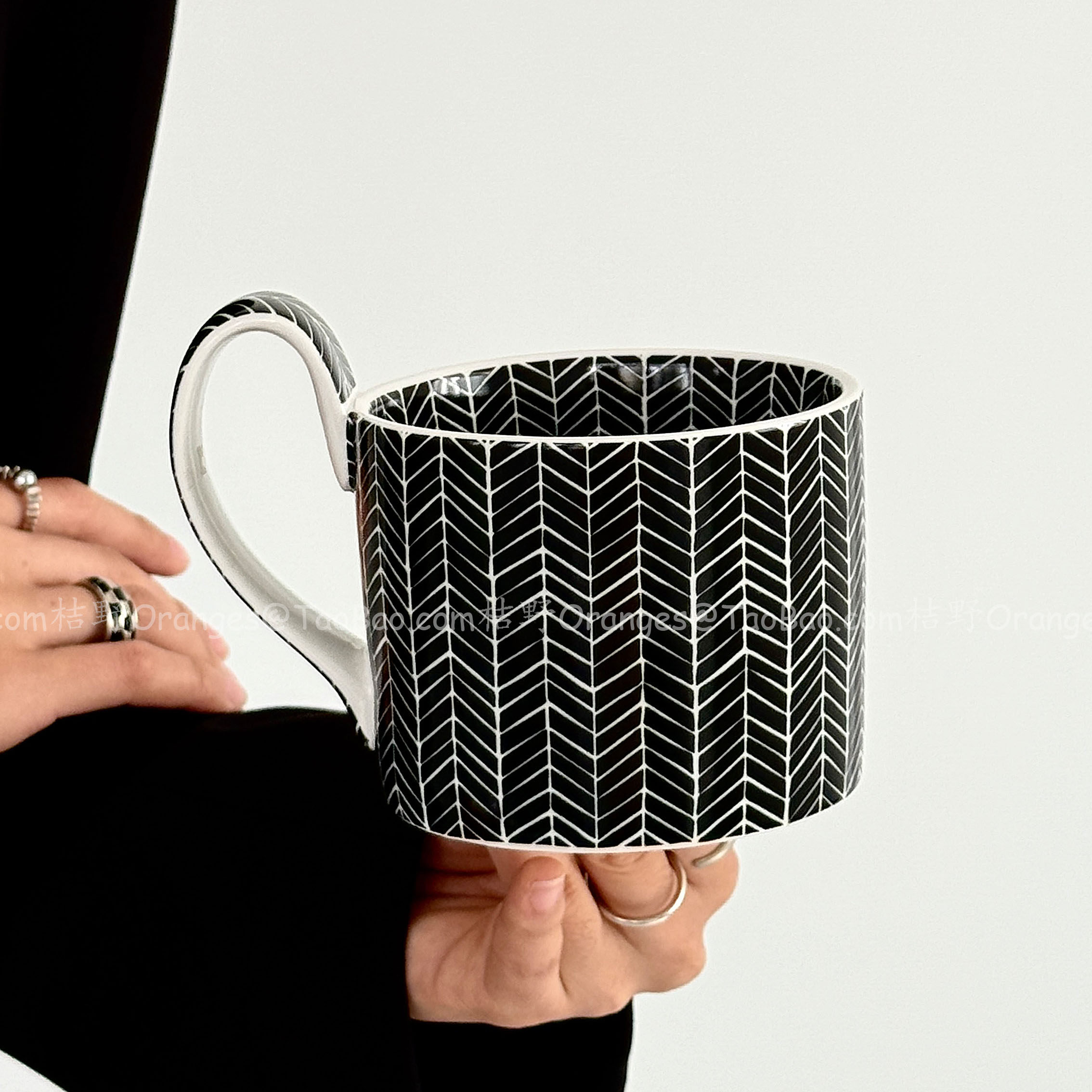 Oranges现代美学高柄鱼骨黑马克杯陶瓷水杯大容量咖啡杯小众礼物