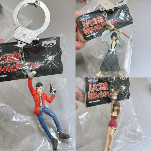 日版正版鲁邦三世手铐钥匙扣挂件峰不二子动漫周边