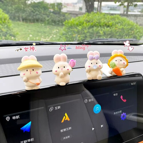 车载摆件可爱小兔子装饰品车上创意中控台汽车内饰品网红卡通