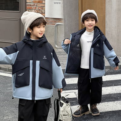 男童冬装冲锋衣棉服两件套三合一