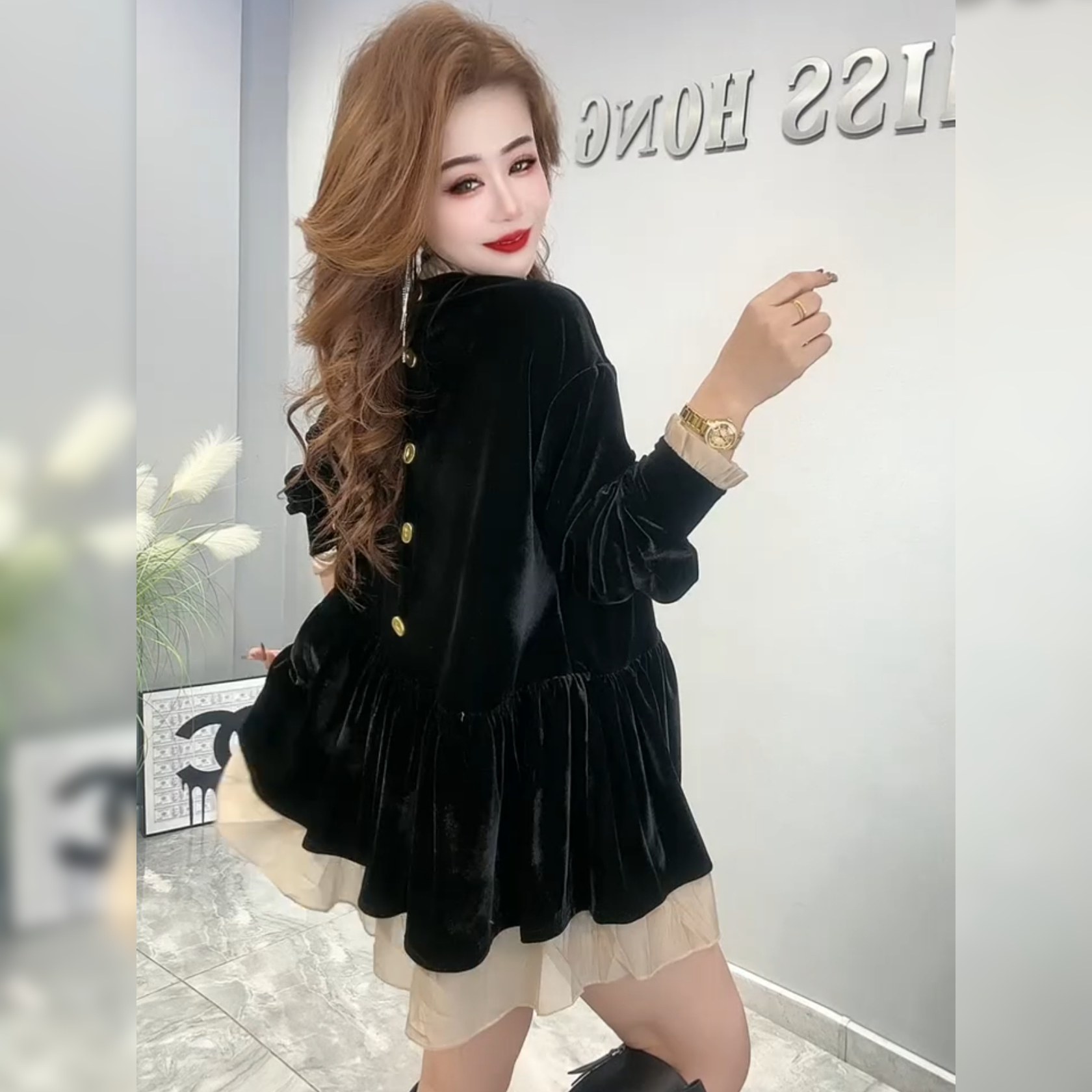 垂感金丝绒连衣裙2024冬新欧货时尚洋气高端丝绒娃娃裙爆款大摆裙