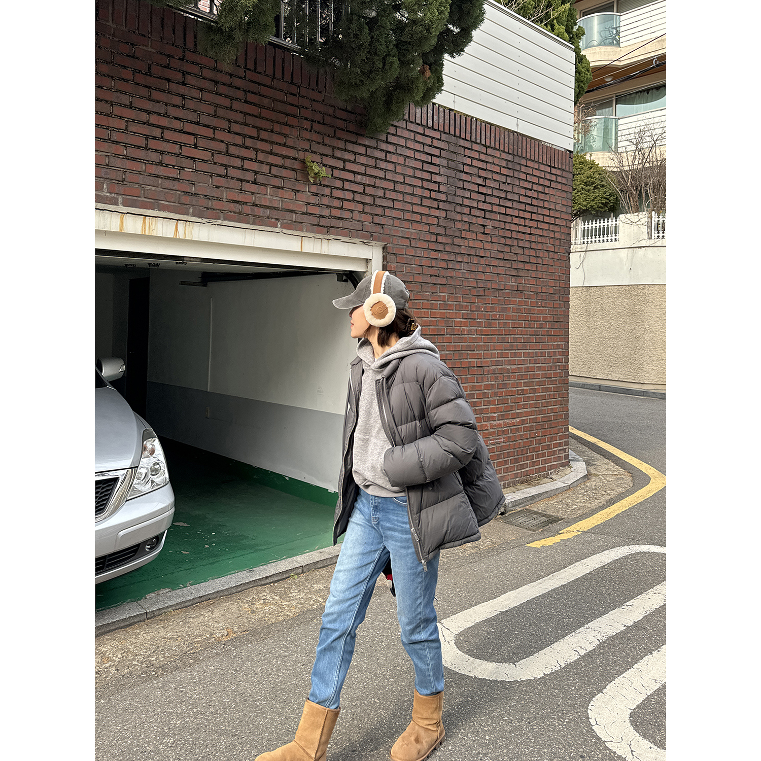 不挑腿型抓绒显瘦小脚牛仔裤