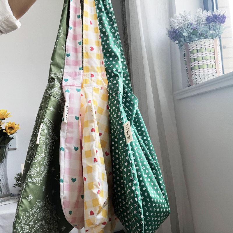 新款韩国ins明星同款碎花包薄款棉布袋单肩包斜挎包女士轻便布包,箱包皮具/热销女包/男包,通用款女包,淘宝优惠券,粉丝福利购,淘宝优惠卷