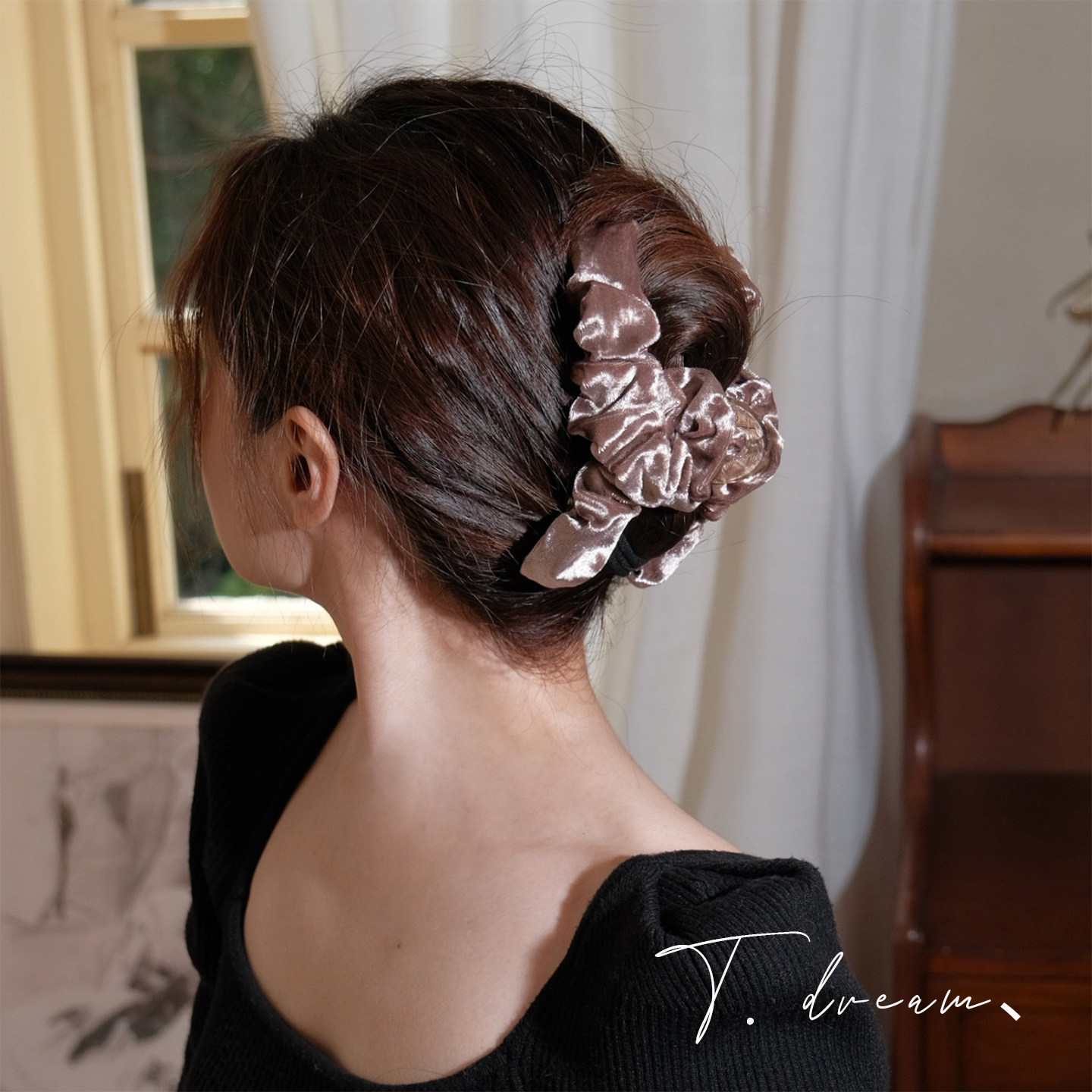 《浓情时光》法式复古高级丝绒云朵抓夹鲨鱼夹发量多盘发卡后脑勺,饰品/流行首饰/时尚饰品新,发饰,淘宝优惠券,粉丝福利购,淘宝优惠卷