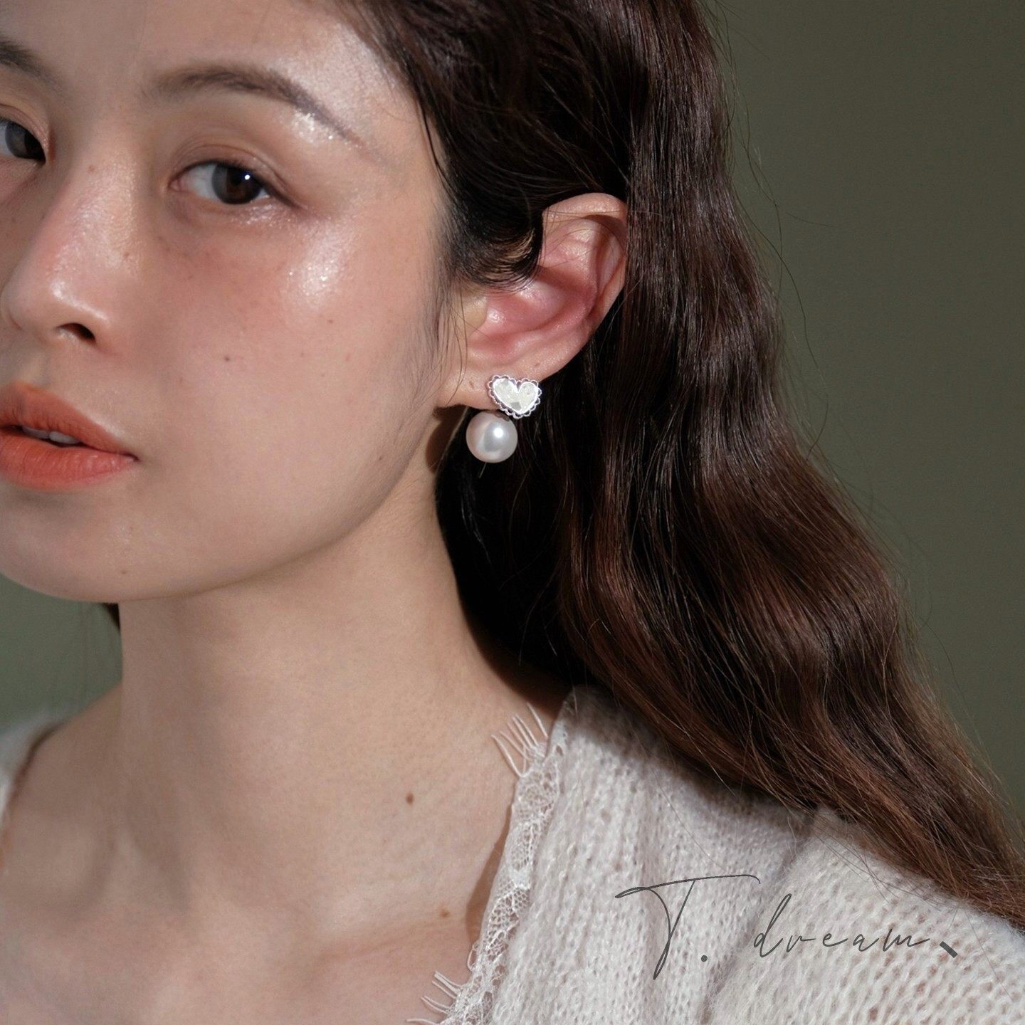 《恋恋笔记本》爱心珍珠吊坠耳环女小众设计高级耳饰耳钉2026新款