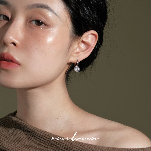 Nicedream法式玫瑰切锆石耳钉