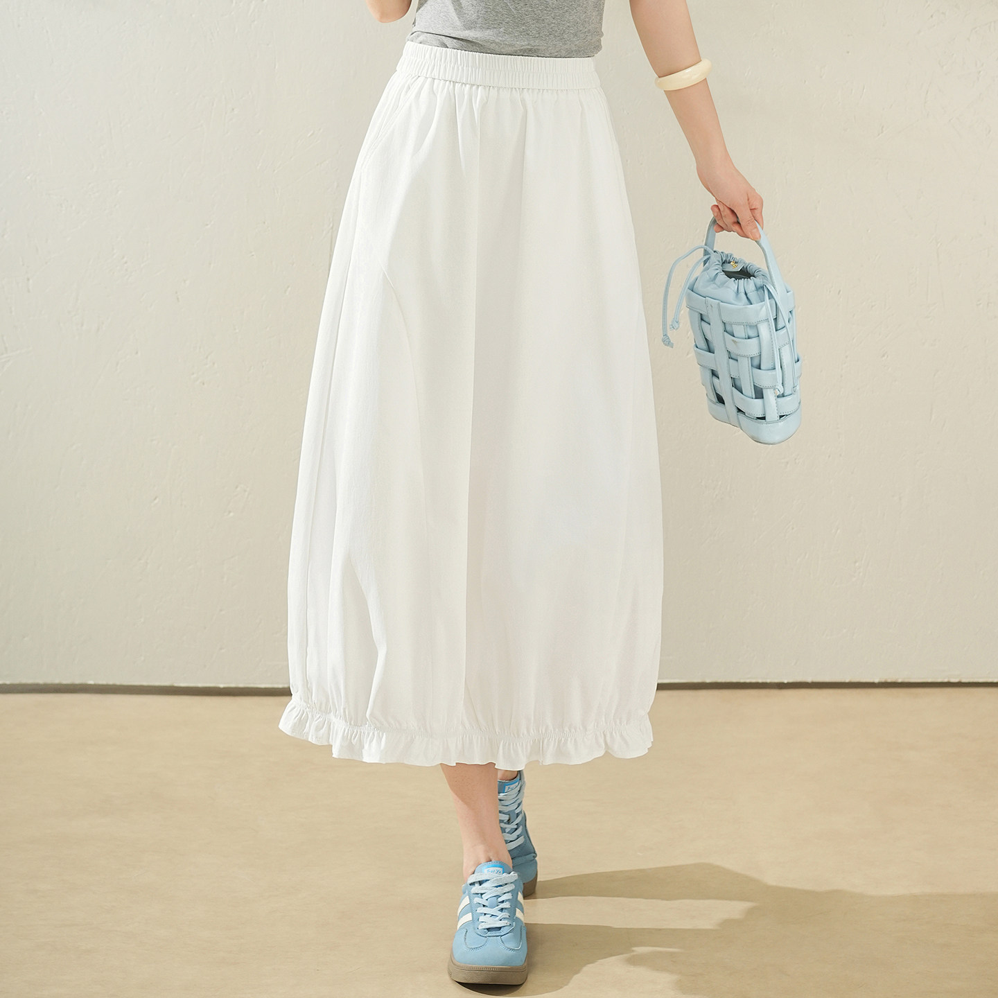 白色高腰花苞裙女中长款百搭显瘦减龄半身裙松紧腰2026春夏新款