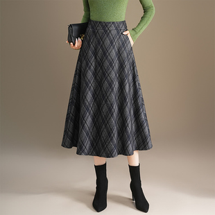 2025秋季新款格子半身裙a字裙女高腰中长款遮胯显瘦伞裙休闲裙子