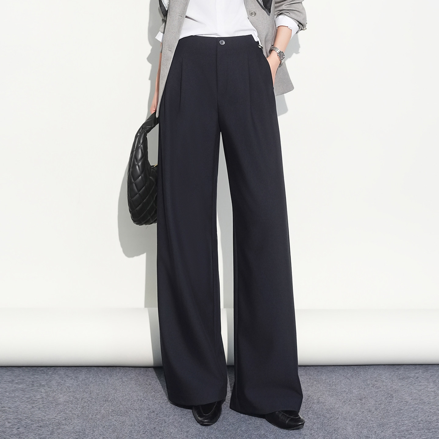 极简风2026春季新款黑色阔腿裤女高腰垂感显瘦西装长裤通勤休闲裤