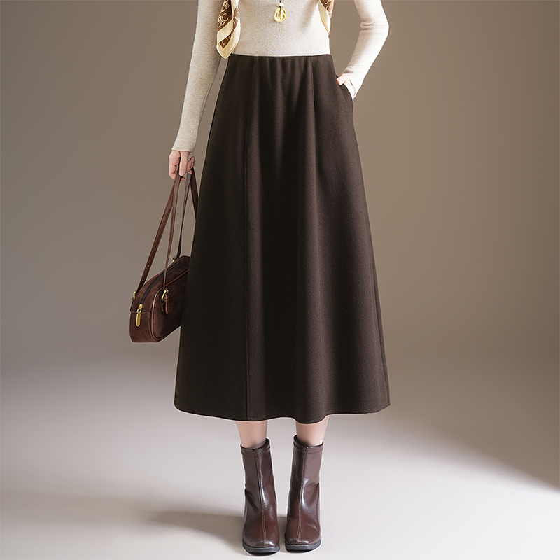 简约休闲a字裙遮胯显瘦半身裙