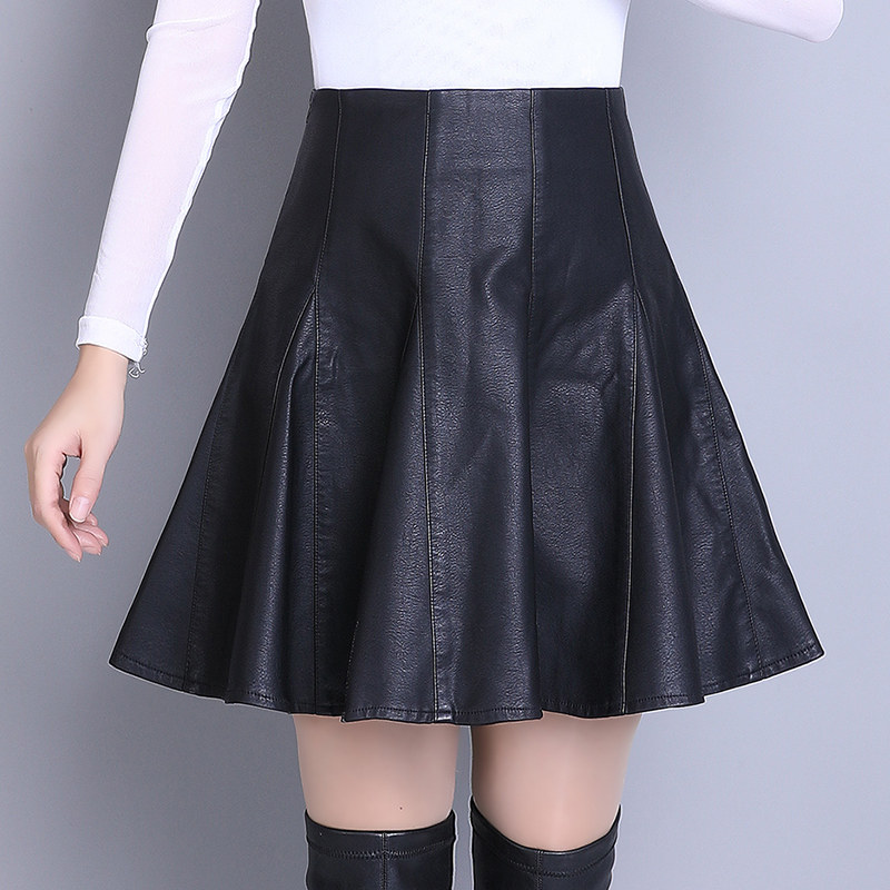 PU皮短裙a字裙女春秋2025新款高腰防走光休闲皮裙半身裙显瘦伞裙