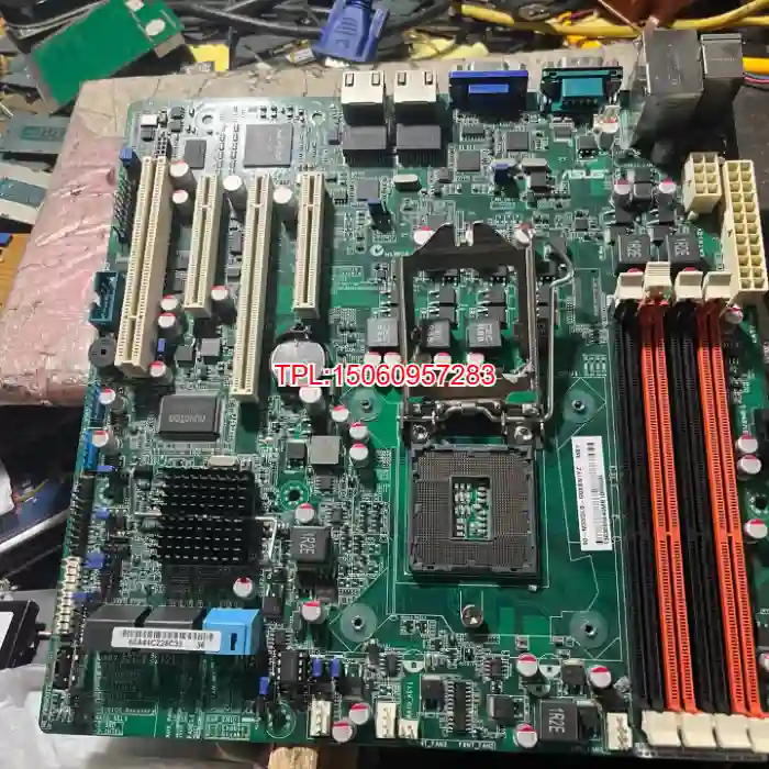 【议价】华硕P8B-M服务器主板拆机原装成色漂亮功能一切正常