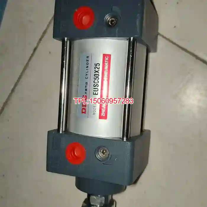 【议价】德力西小型气动大推力气缸SC50×25全新未拆封的，