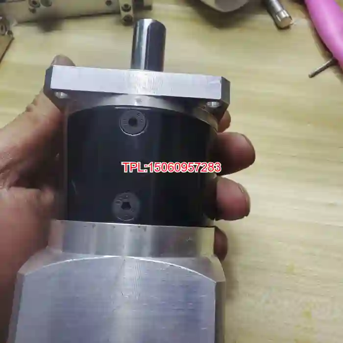 【议价】纽氏达特行星减速机PF60L1-10-P2-S2-1