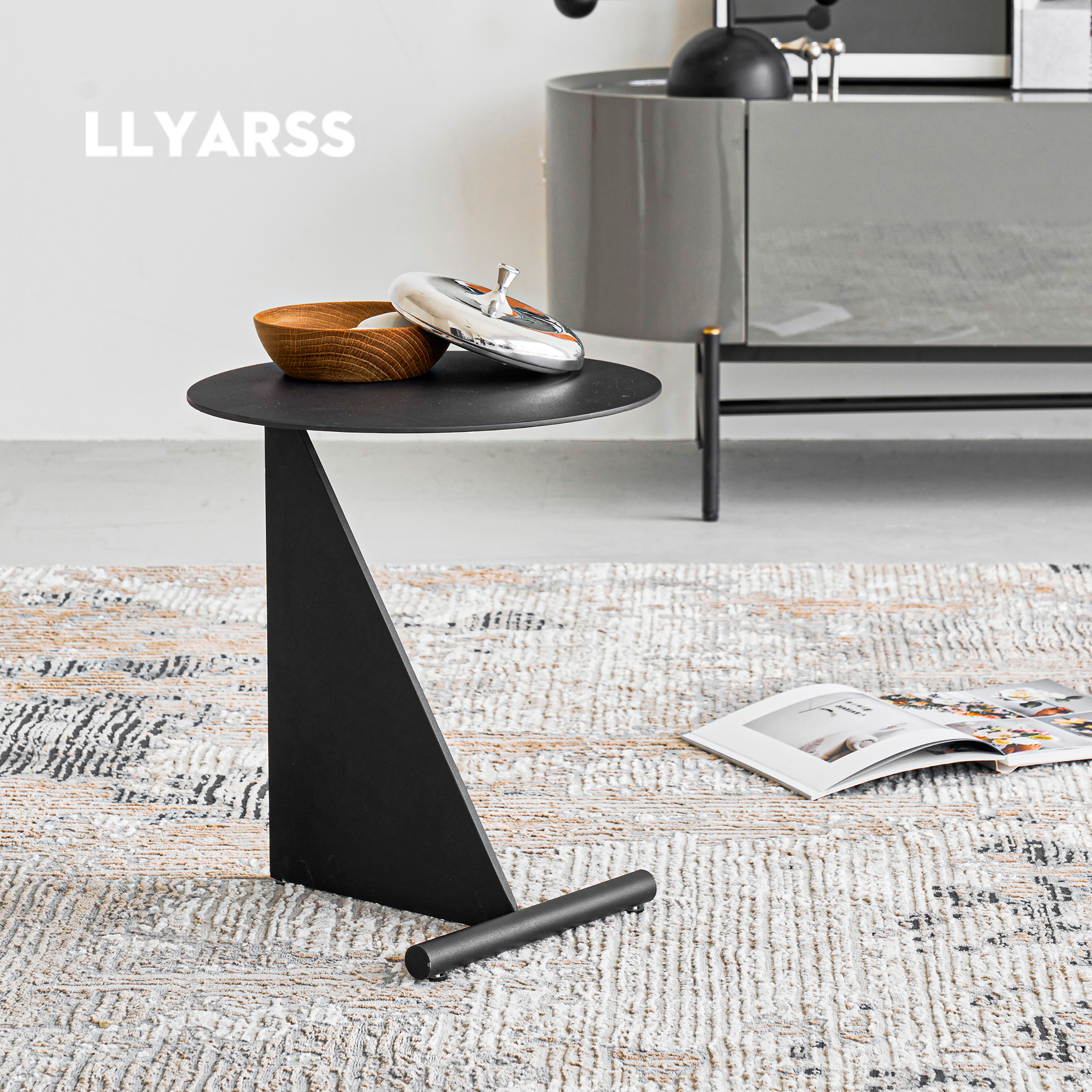 LLYARSS利亚斯意式极简