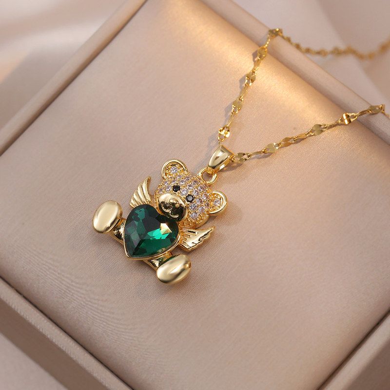 项链女网红跨境爱心锆石小熊小众时尚新款设计感吊坠气质钛钢项链