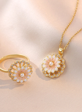 项链女网红爱心锆石花朵小众时尚新款设计感吊坠气质套装钛钢项链