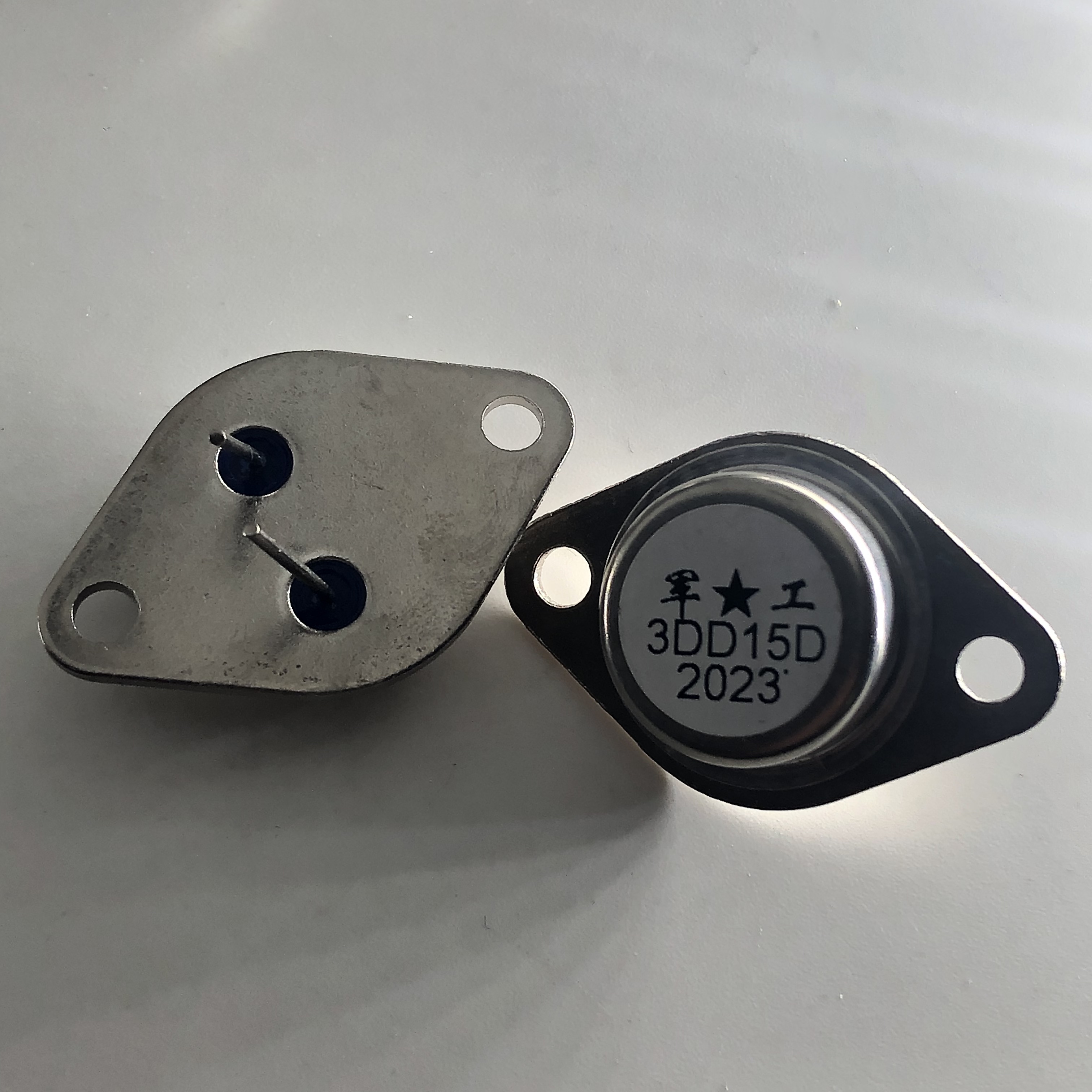 大功率三极管3DD207 2N3055 3DD15D 2N3773 LM317K MJ2955 逆变器