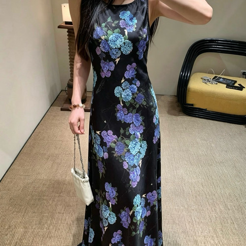 至上-26夏上新唯美气质香云纱斜裁修身连衣裙w7069