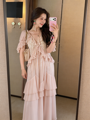 一枝南南易梦玲Cello 26春人丝粉色蕾丝七分袖荷叶边短袖连衣裙