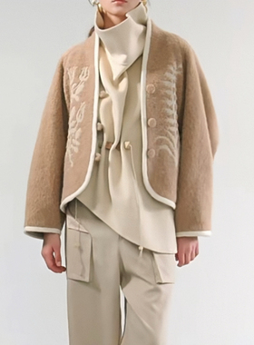 【新款】Cello 高品质 25秋十字绣花宽松羊驼毛开衫刺绣短款外套