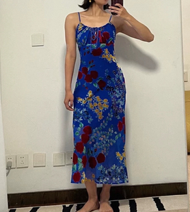TR她热 致命女人 蓝色粉色丝绒烧花樱桃复古吊带辣妹显瘦连衣裙