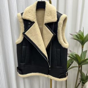 海宁女士时尚 网红马甲皮草外套 保暖羊毛皮毛一体机车风时尚