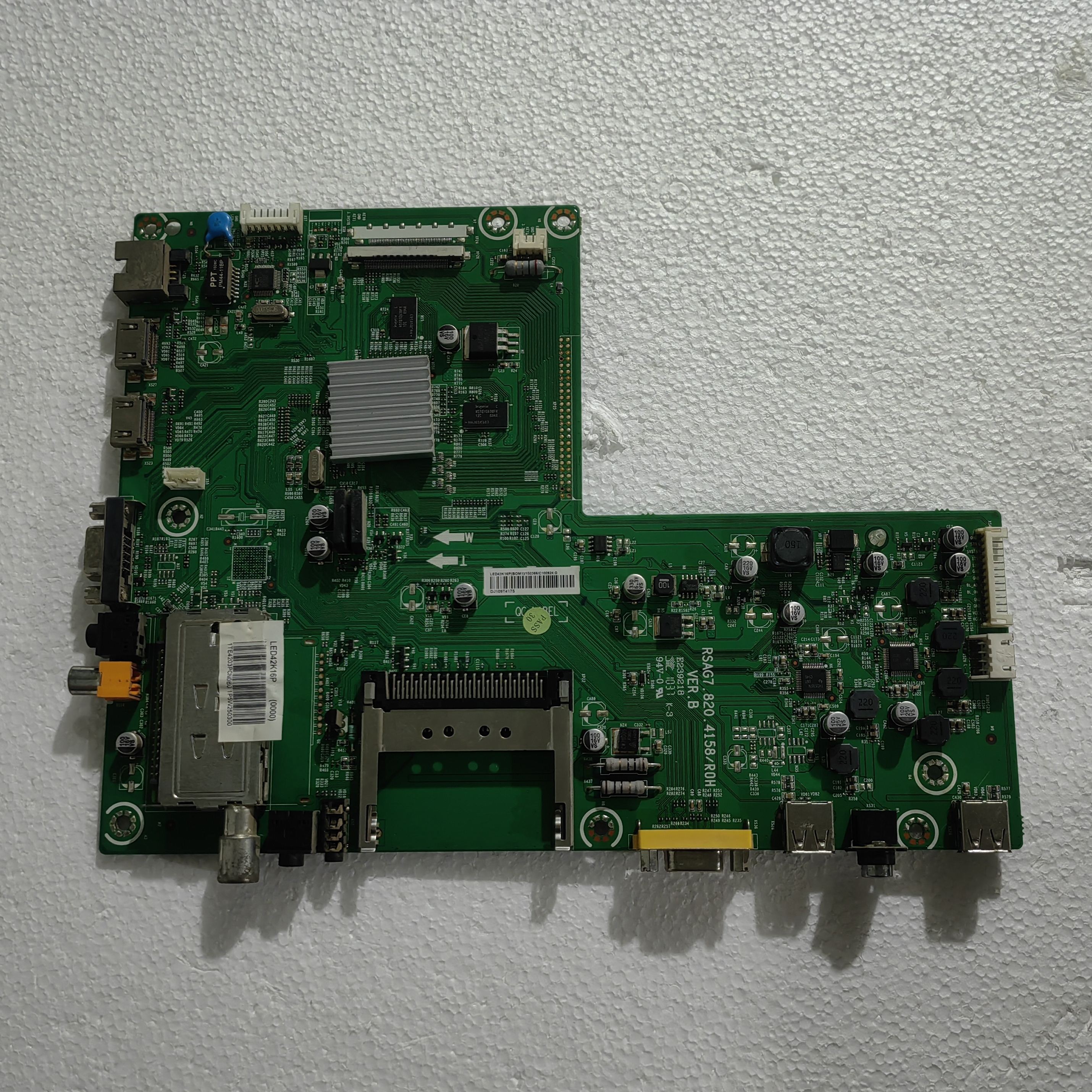 原装海信LED42K11/K16P主板RSAG7.820.4158拍屏T420HW07 V.6测好