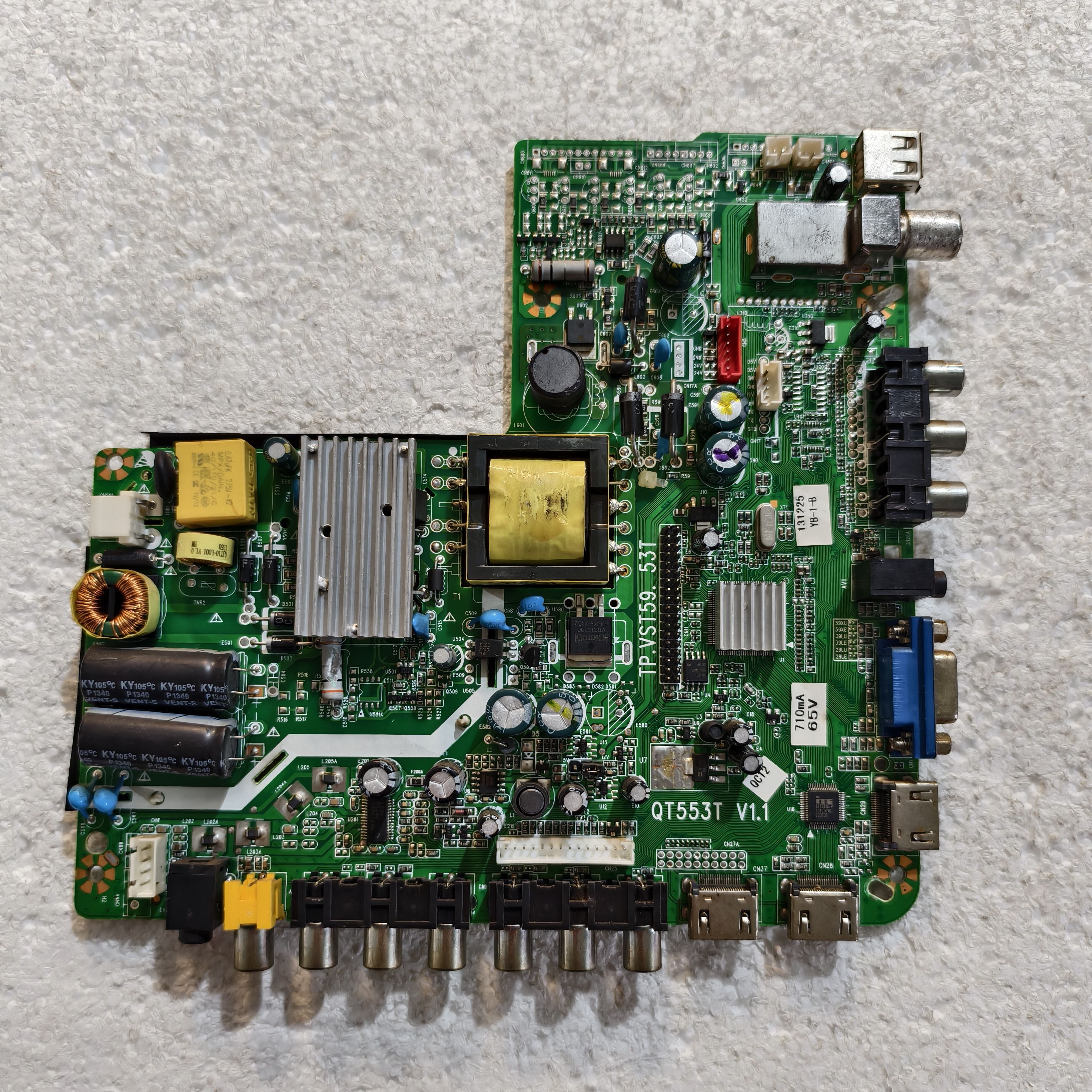 杂牌LED32寸液晶电视主板TP.VST59.53T配屏ST315A05-4-XC-1测试好