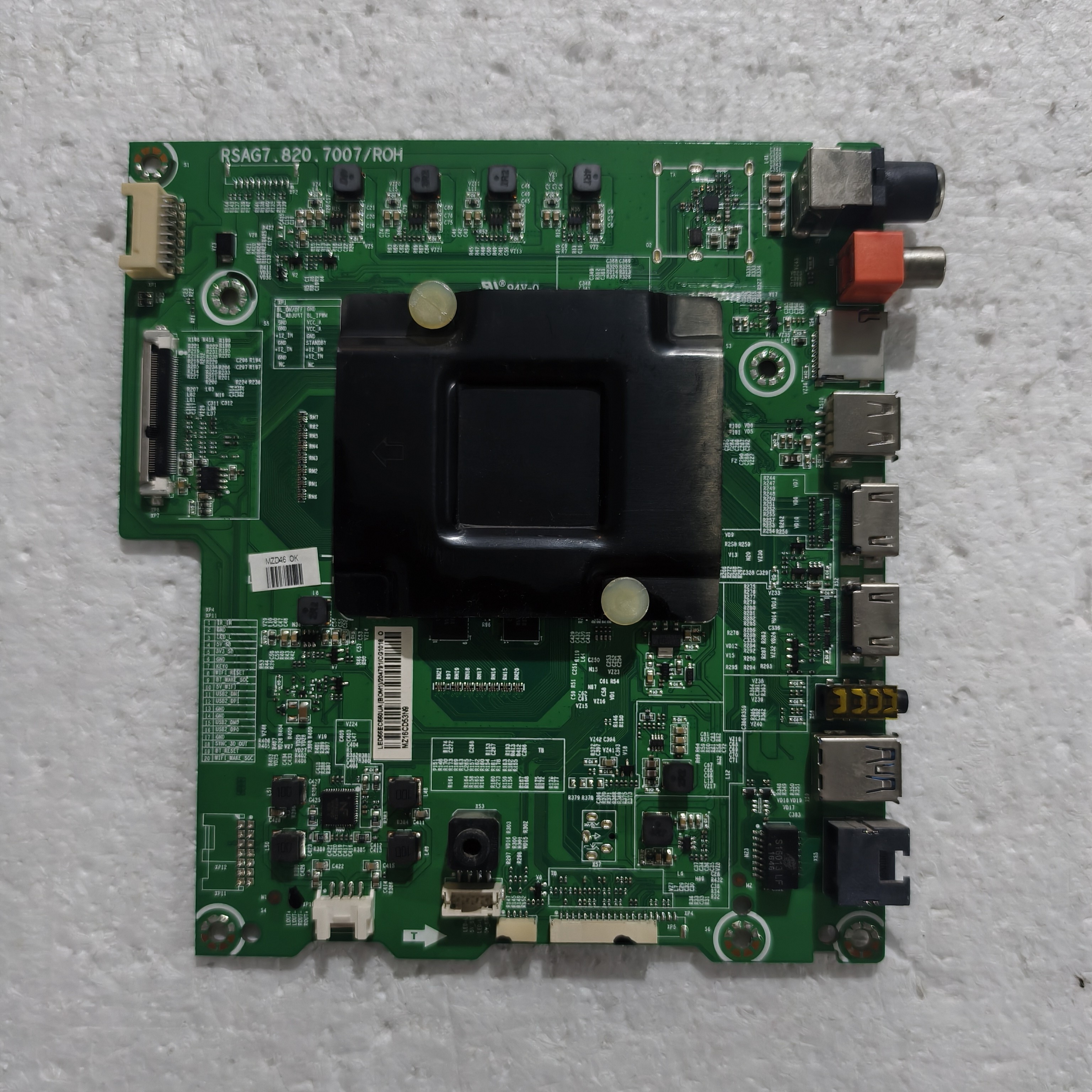 原装海信LED60EC680US主板RSAG7.820.7007配屏HD600N3U22-K2测好