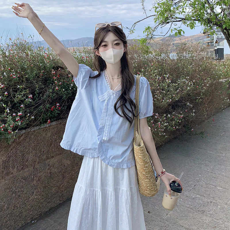 天蓝色棉麻上衣女夏日2025新款法式小资娃娃衫小个子衬衫配半身裙