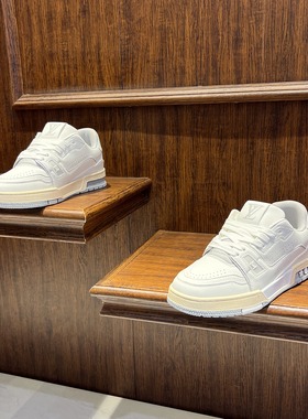 简约白色气垫休闲鞋 皮质打孔低帮板鞋 轻便缓震四季通用 小胖丁