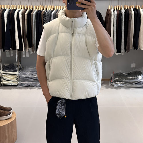 90白鸭绒高充绒泡芙羽绒服马甲男冬季高端加厚保暖轻便羽绒背心潮