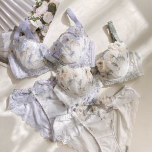 外贸日系甜美薄款 圆盘2型胸女士内衣大罩杯聚拢 刺绣花朵文胸套装