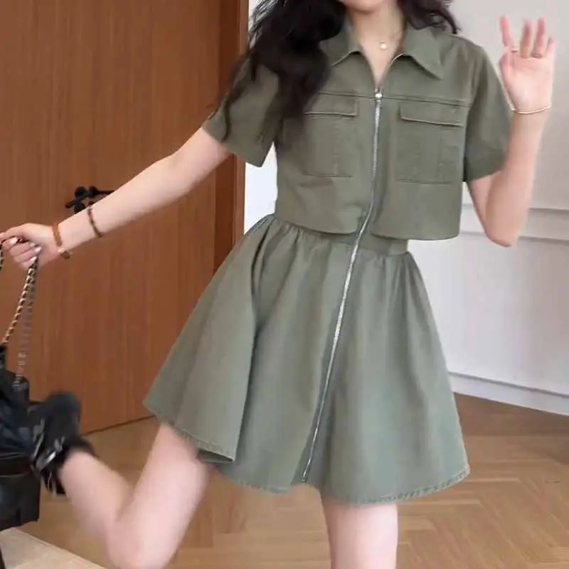 小个子酷飒风气质时尚工装裙女2026年夏季新款洋气减龄潮流连衣裙