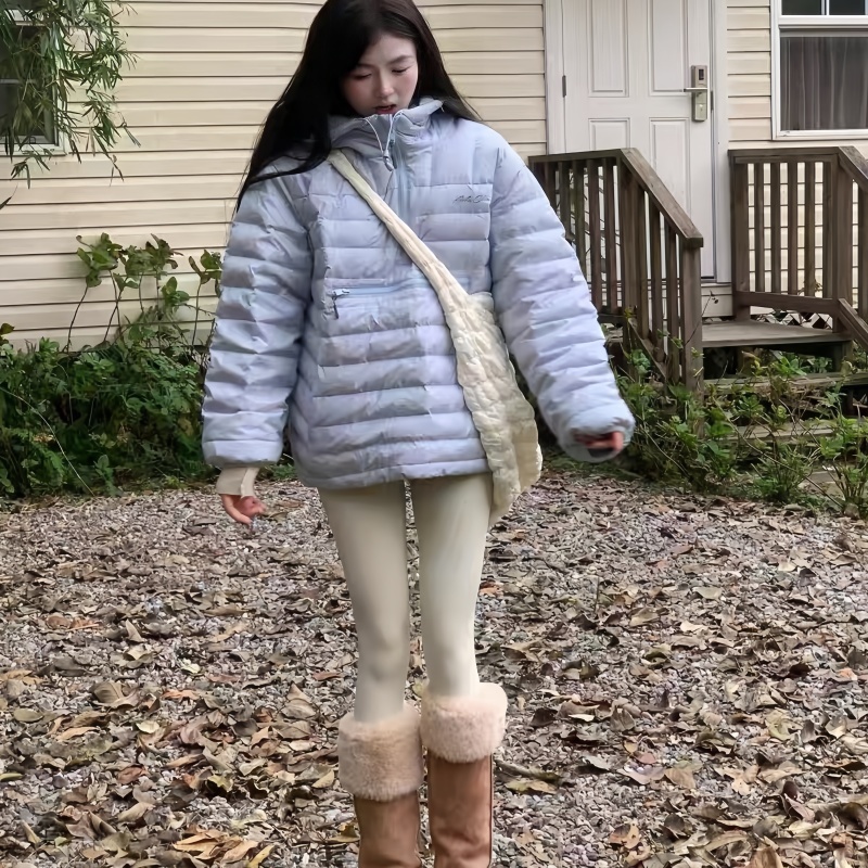 刺绣蓝色连帽羽绒服外套女冬季宽松保暖显瘦小个子轻薄排骨面包服