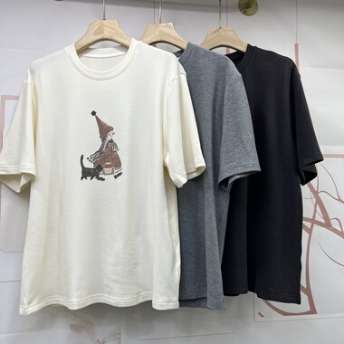 水木工芳2025新款百搭显瘦休闲圆领加厚保暖羊毛短信打底衫女9185