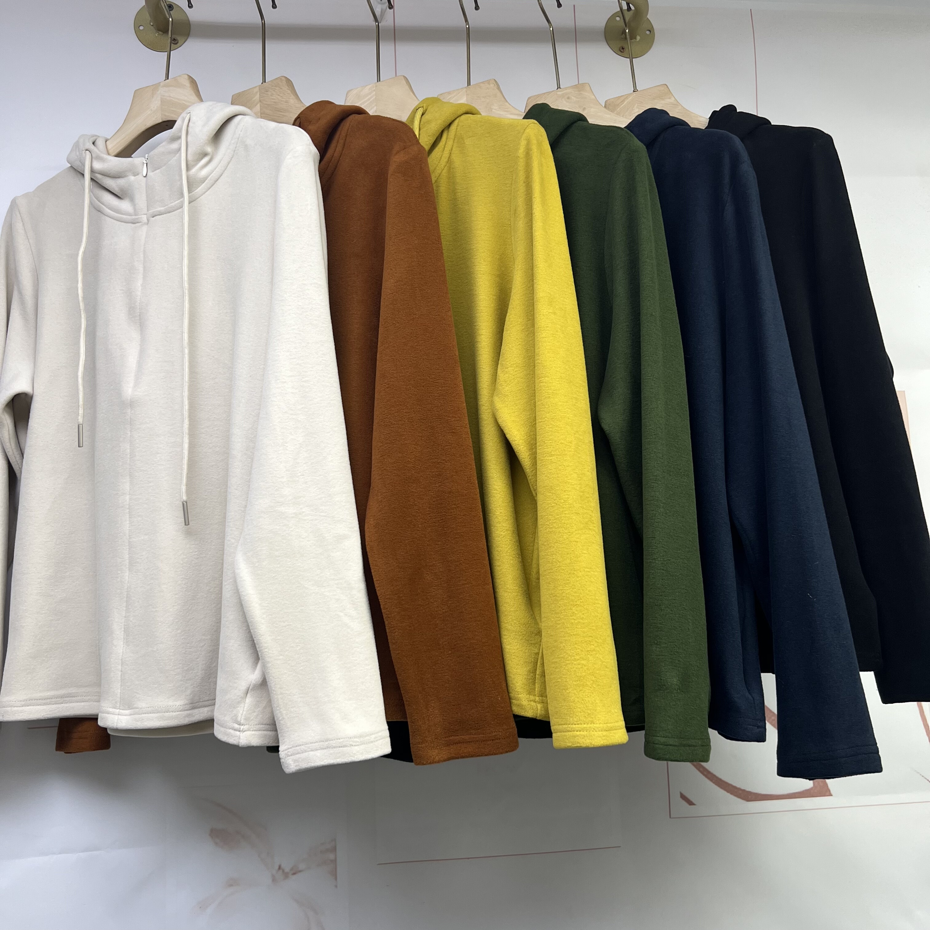 水木工芳2025冬季新款百搭显瘦休闲连帽半拉链卫衣女9149