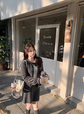 FFLU25/11/5 miu系少女 冬日内搭好伴侣100%羊毛开衫半裙两件套