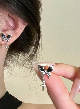 甜酷风黑色蝴蝶精致锆石纯银耳钉小众设计感高级耳环轻奢流苏耳饰
