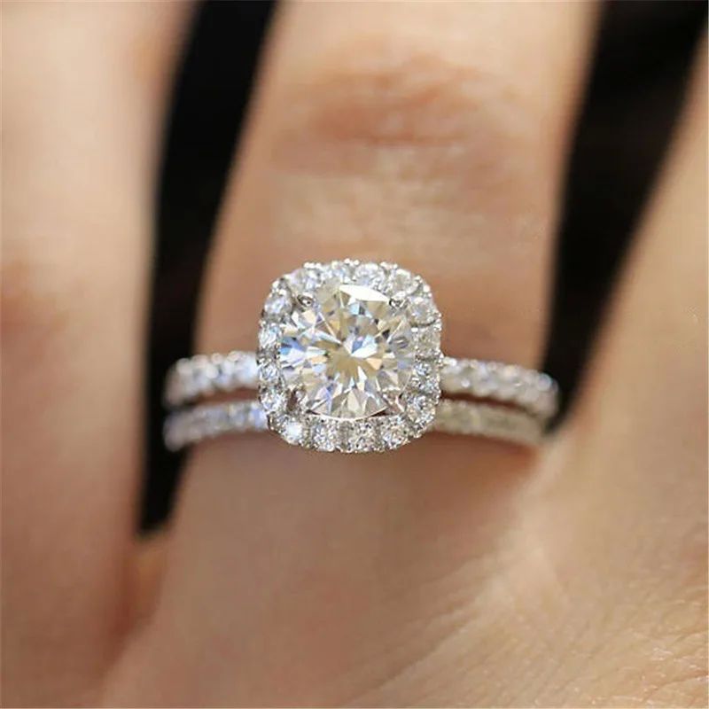 2PC Bridal Ring with Round Brilliant Cubic Zircon Prong Sett