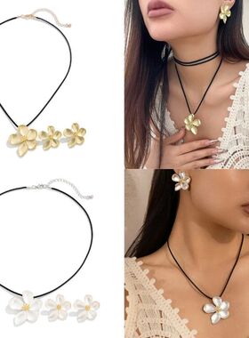 Stylish Flower Pendant Necklace Earrings Lovely Collarbone C